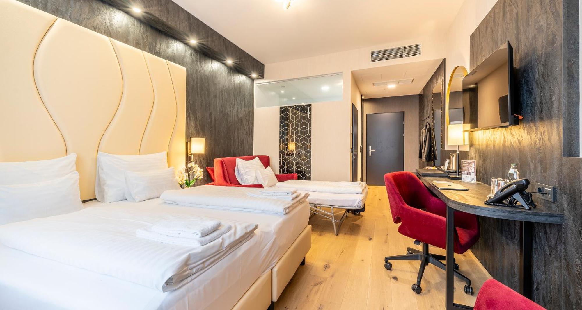 Plaza Inn Wiener Neustadt, BW Signature Collection ภายนอก รูปภาพ
