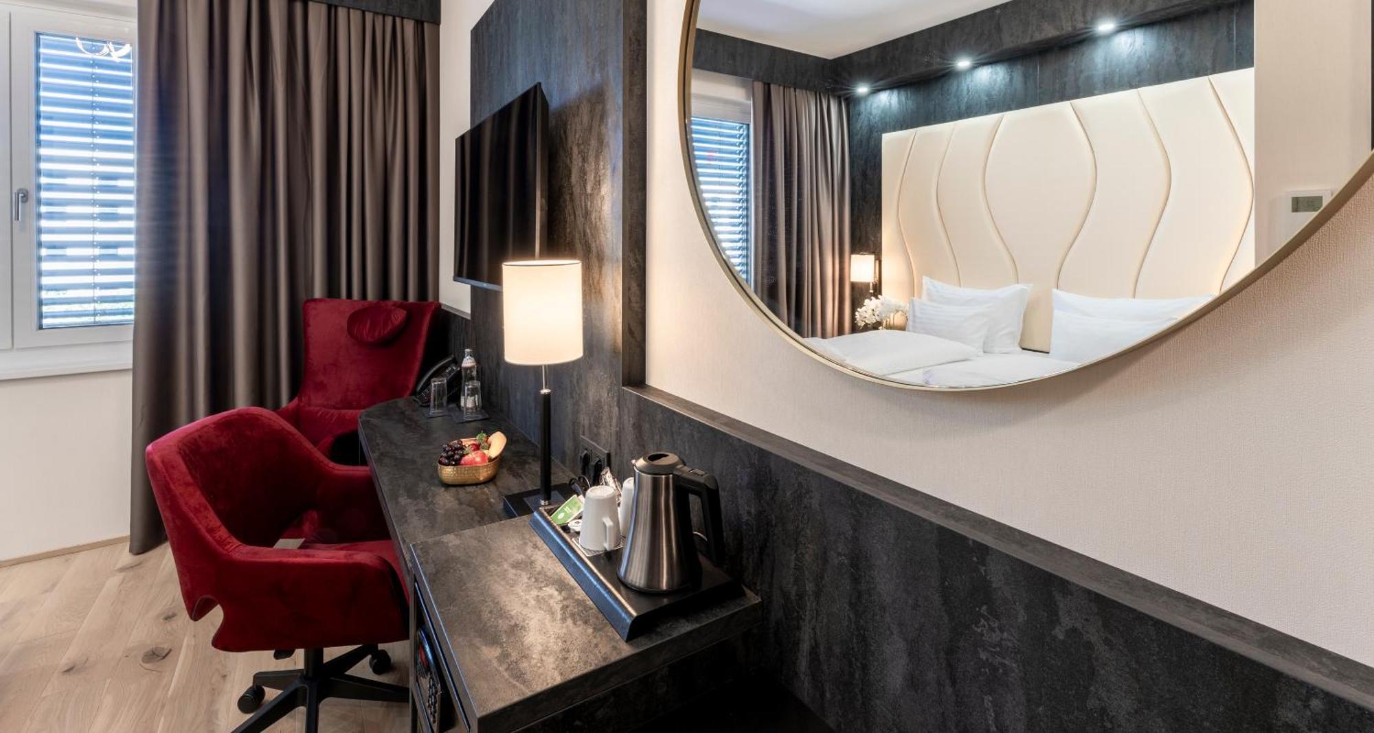 Plaza Inn Wiener Neustadt, BW Signature Collection ภายนอก รูปภาพ